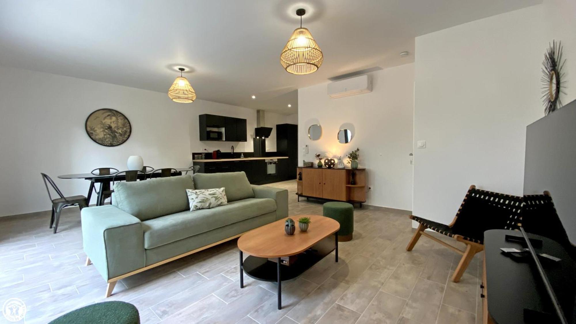 Breakislebed 3 Maisons Chu Limoges 외부 사진