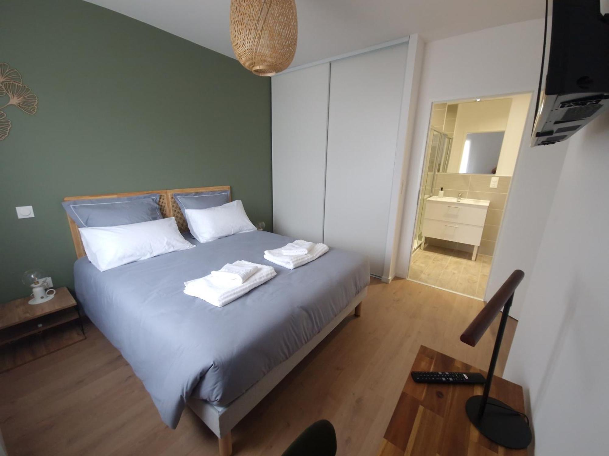 Breakislebed 3 Maisons Chu Limoges 외부 사진